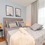 Luxury With Private Garden * Zára