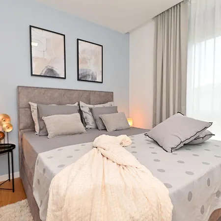 Luxury With Private Garden * Zadar