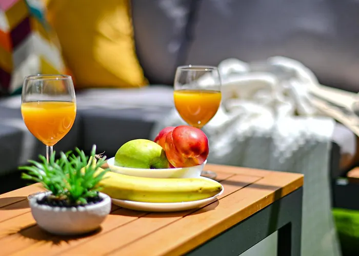 Luxury With Private Garden * Ζαντάρ