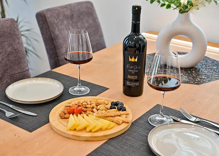 Luxury With Private Garden Ζαντάρ